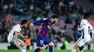 发展成为球 发展成为球